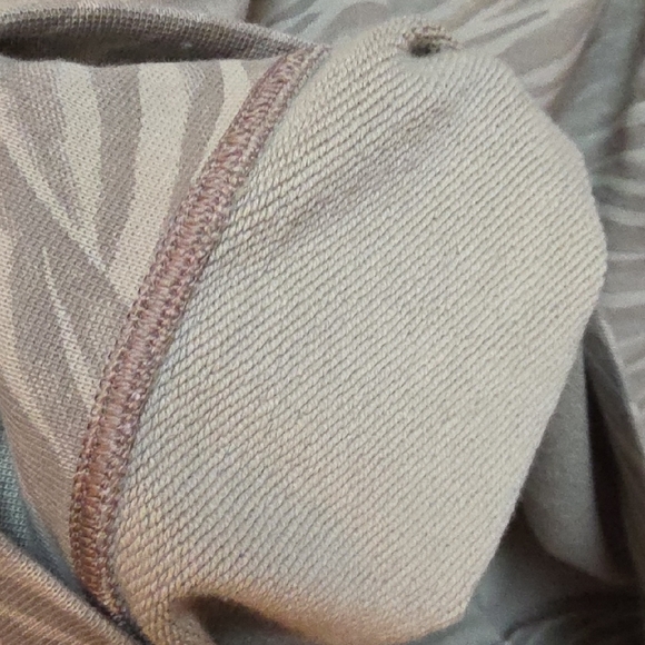 Lululemon Perfectly Oversized Zebra Pattern Sweatshirt in Sage - Picture 7 of 16